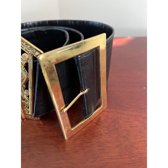 Vintage Gatefold Chanel 1980s Black Leather 24k Gold-Plated Filigree Belt main image 12
